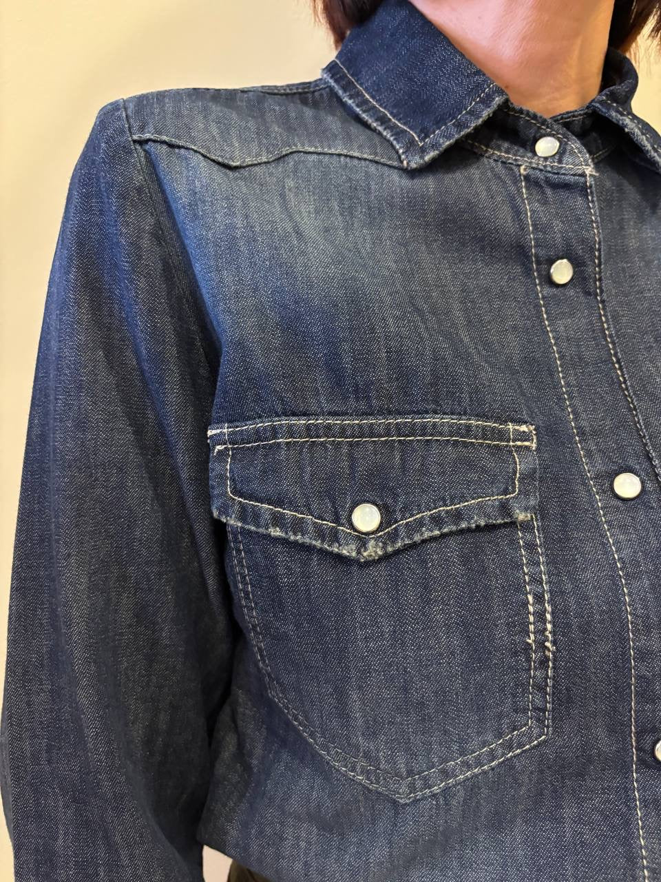 SOUVENIR - Camicia in denim slim fit con tasche frontali