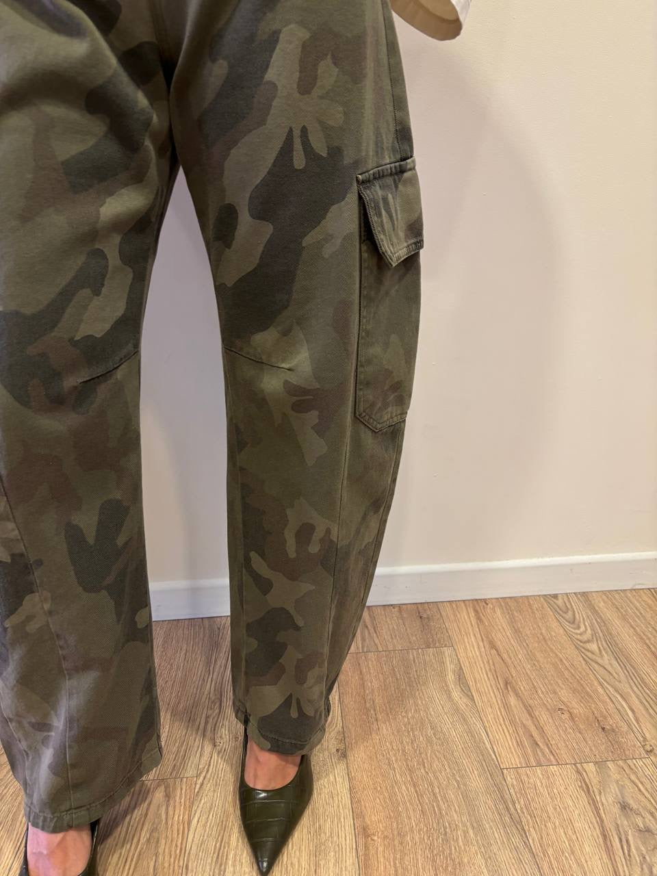 SUSY MIX - Pantalone camouflage cargo barrel fit
