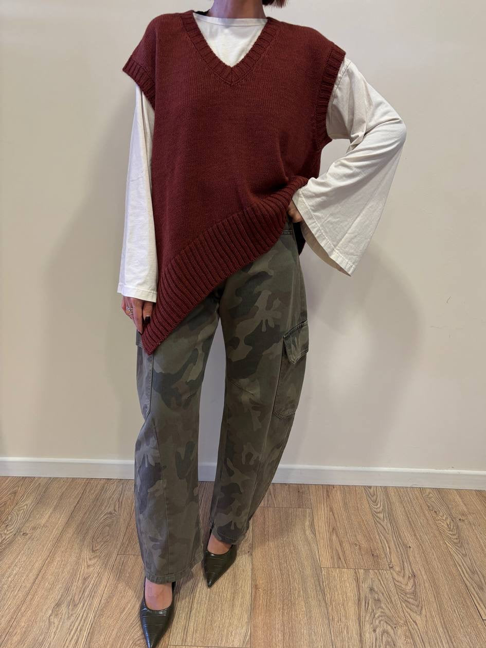 KONTATTO - Gilet in maglia trasversale con scollo a V - più colori
