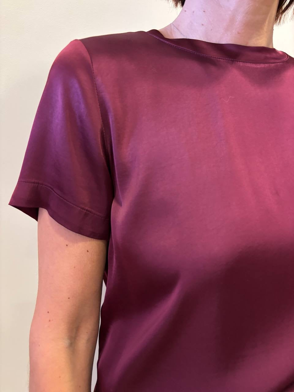 VICOLO - Maglia a maniche corte in viscosa color bordeaux