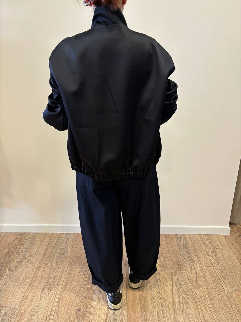 VICOLO - Bomber effetto raso nero con chiusura con zip