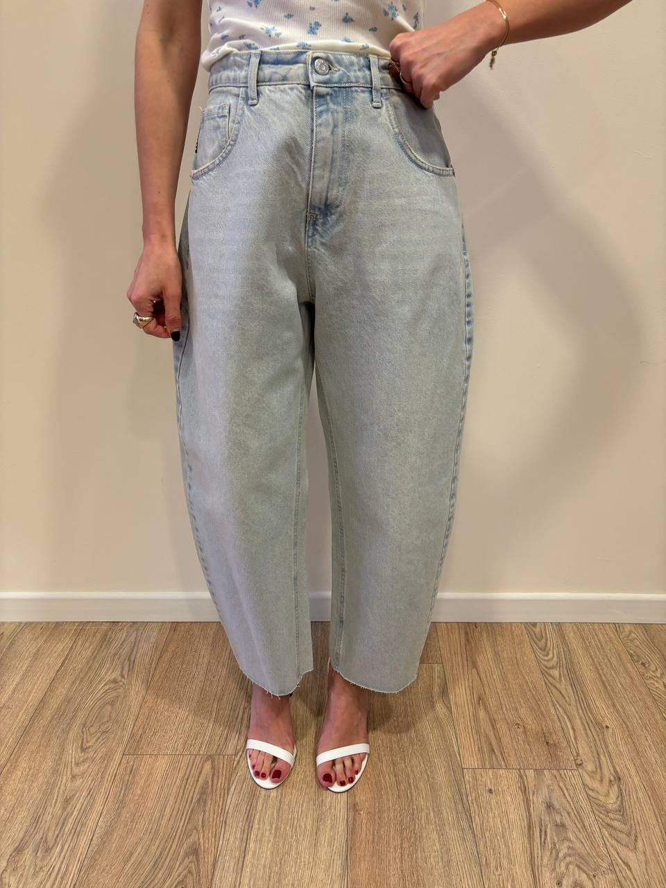 HAVEONE - Jeans Aria in denim chiaro barrel fit a vita media