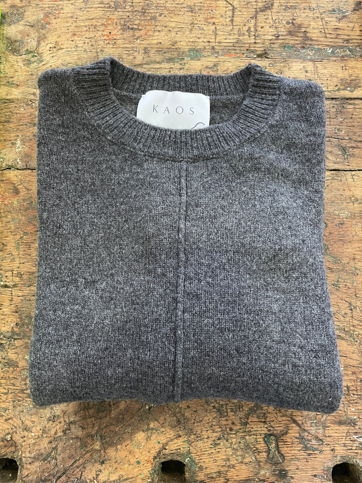 KAOS - Maglioncino a girocollo in lana a scatola con impuntura centrale color nero - più varianti