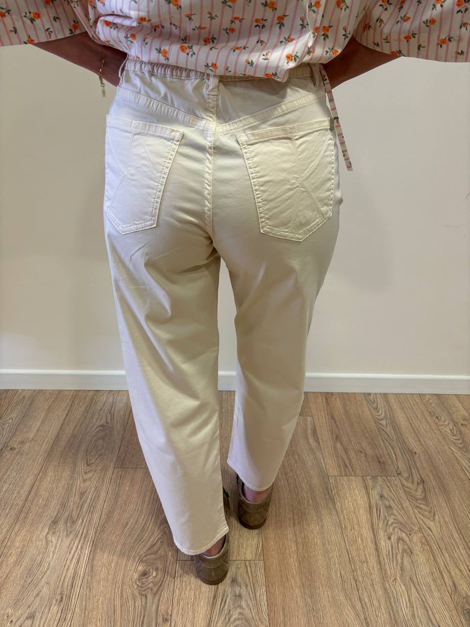 KAOS - Pantalone chino in cotone color vaniglia con elastico
