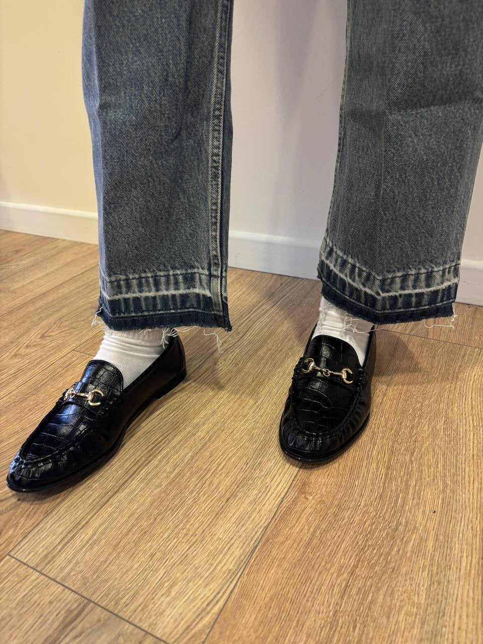 VICOLO - Jeans Kate in denim chiaro sfrangiato