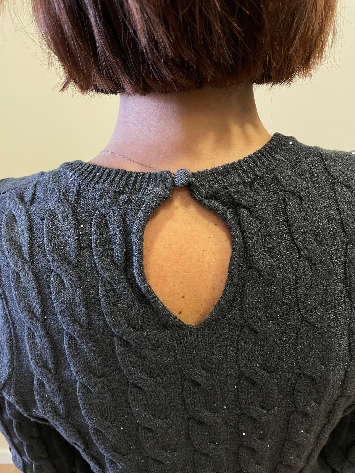 KAOS - Maglioncino a trecce grigio antracite con micro lucette
