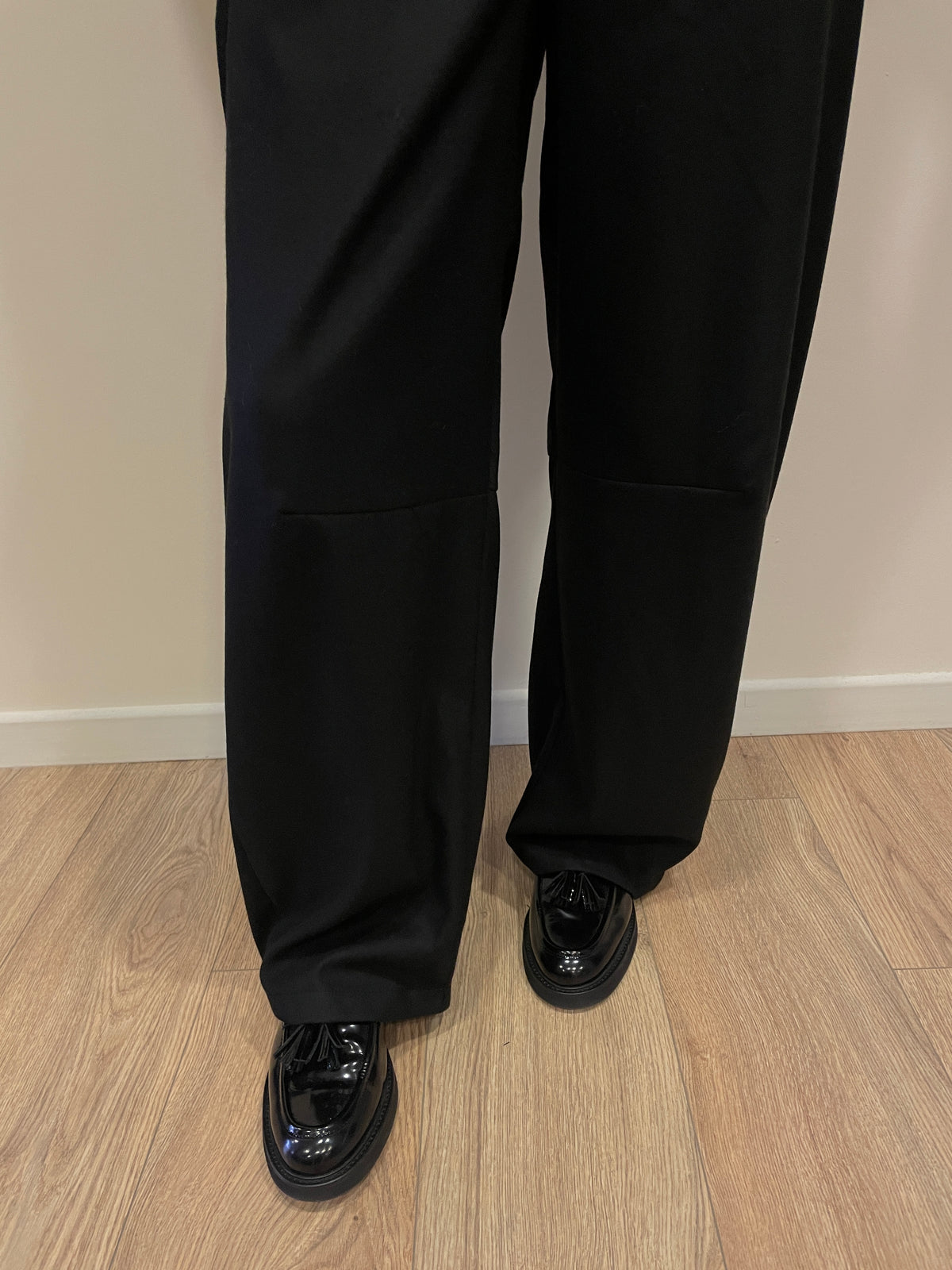 SOUVENIR - Pantalone Gaya barrel fit nero in punto milano
