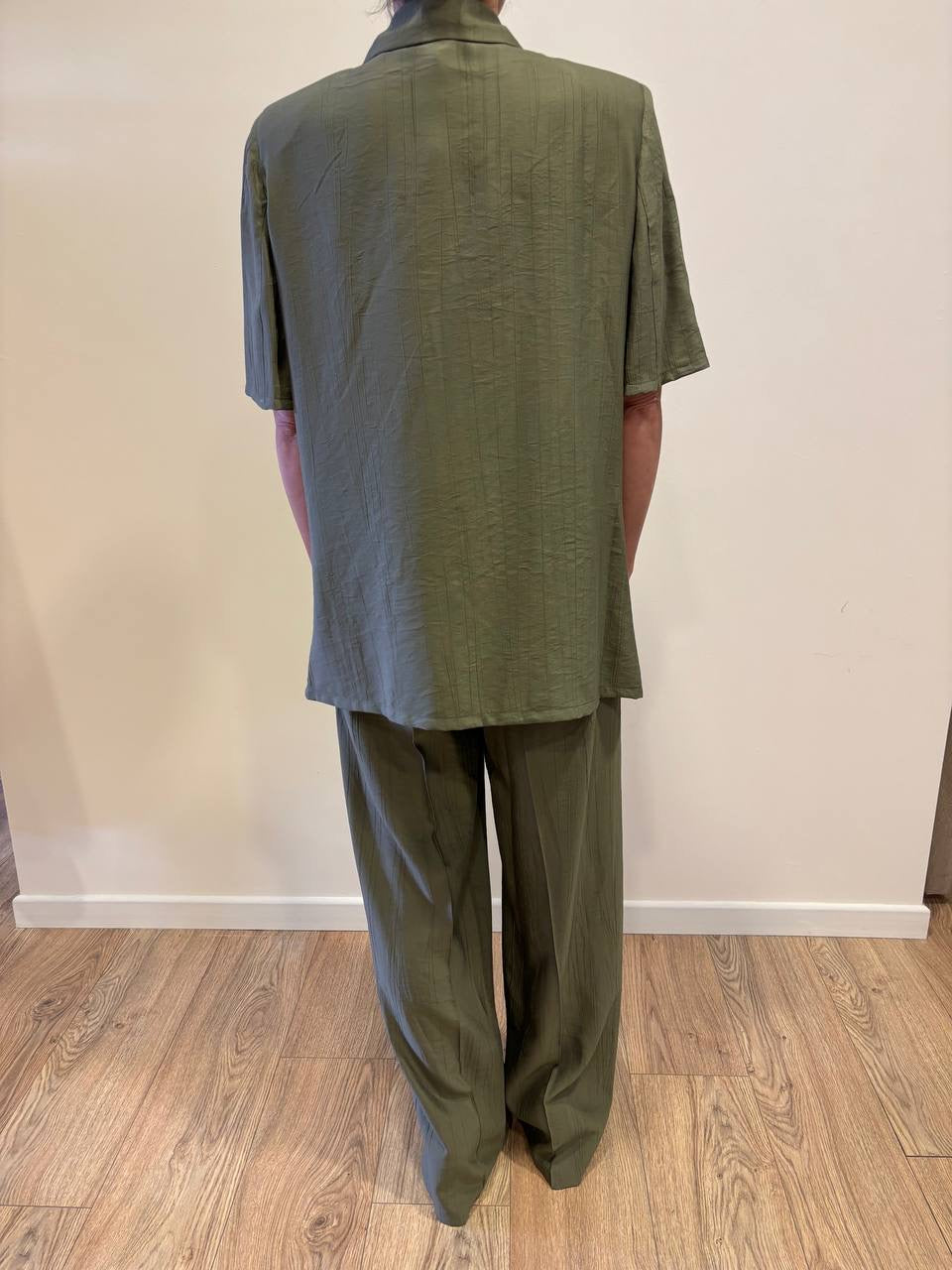 HAVEONE - Giacca a mezza manica a un bottone goffrata verde militare