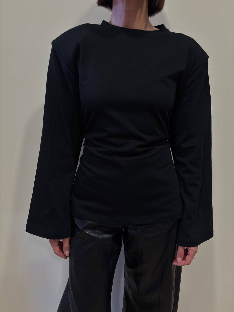 VICOLO - Maglia in cotone con spalle rinforzate, laccio posteriore regolabile e maniche ampie color bianco - più varianti