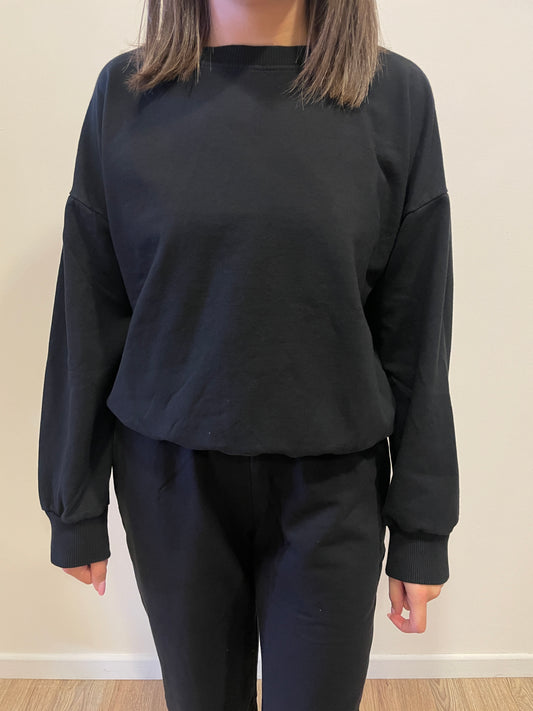 SUSY MIX - Tuta in misto cotone con felpa girocollo a scatola e pantaloni barrel color nero