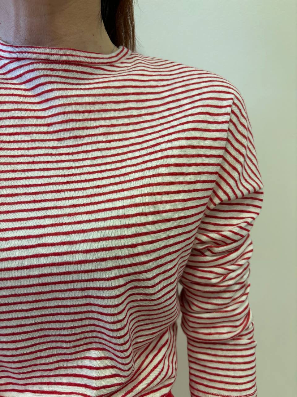 SOUVENIR - Maglia a righe a maniche lunghe burro e rossa