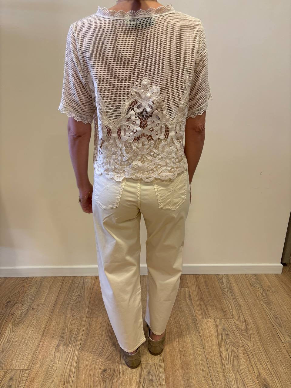 HAVEONE - Maglia traforata burro con pizzo a mezza manica