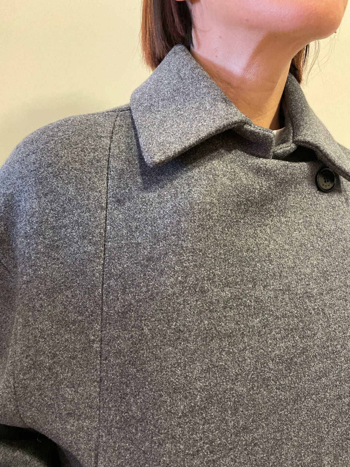 KAOS - Caban a doppiopetto con bottoni e tasche laterali color grigio melange