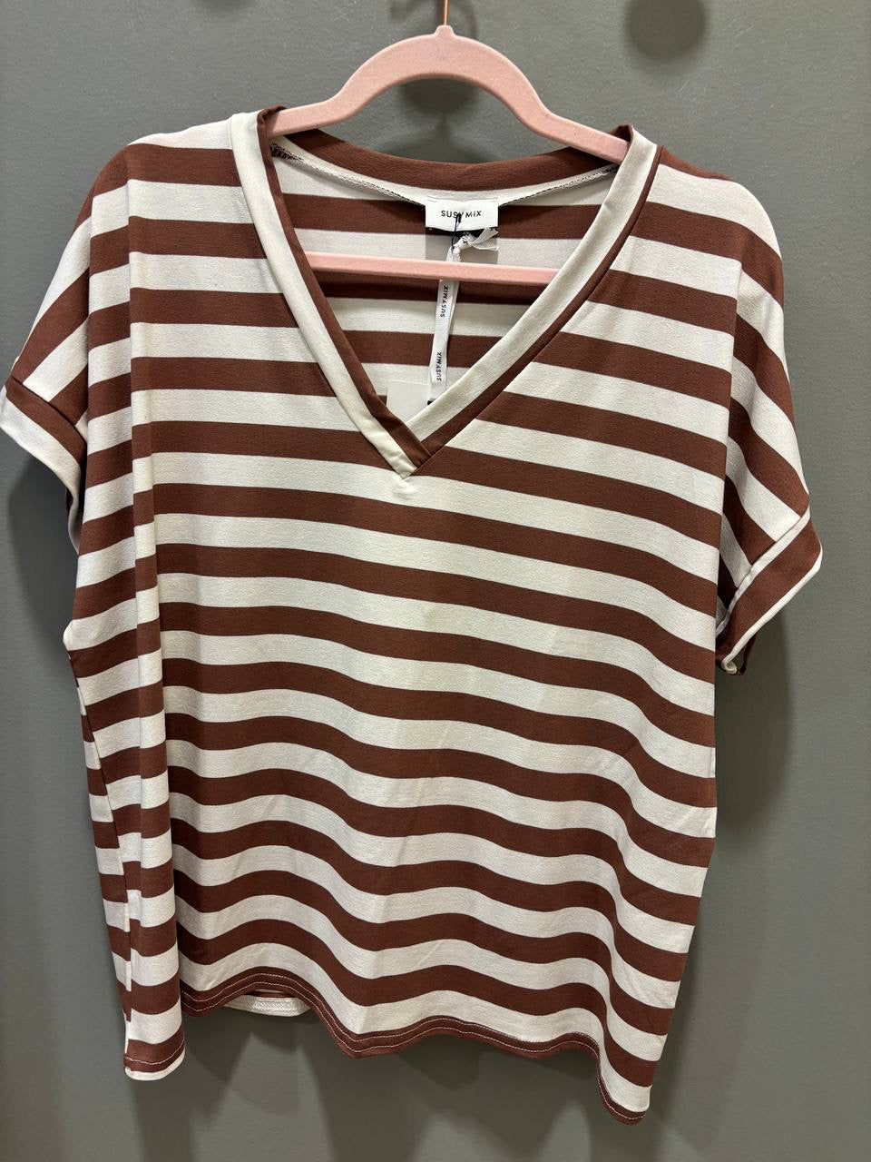 SUSY MIX - T-shirt a righe in viscosa morbida con scollo a V - più colori