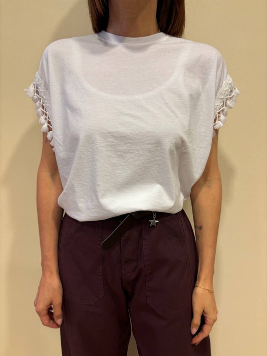 SUSY MIX - T-shirt in cotone con dettaglio nappine maniche - più colori