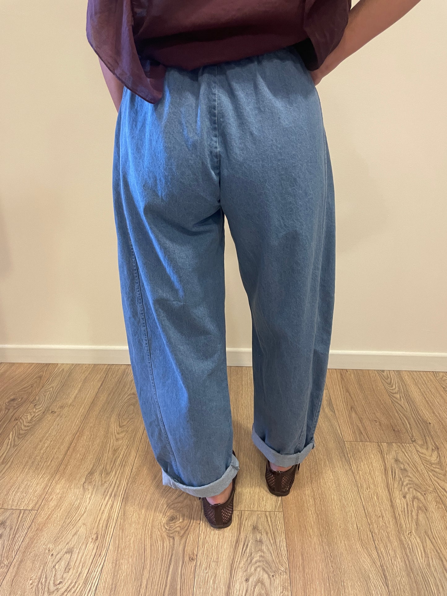 SUSY MIX - Pantalone barrel fit in denim stoned washed