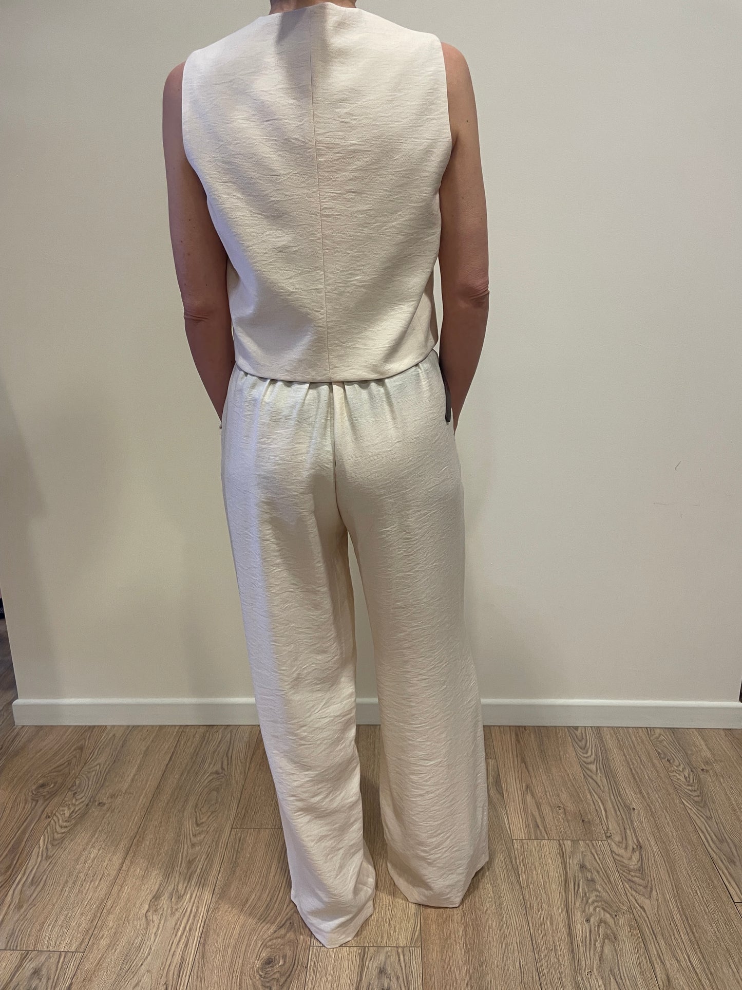 HAVEONE - Gilet crop beige a due bottoni
