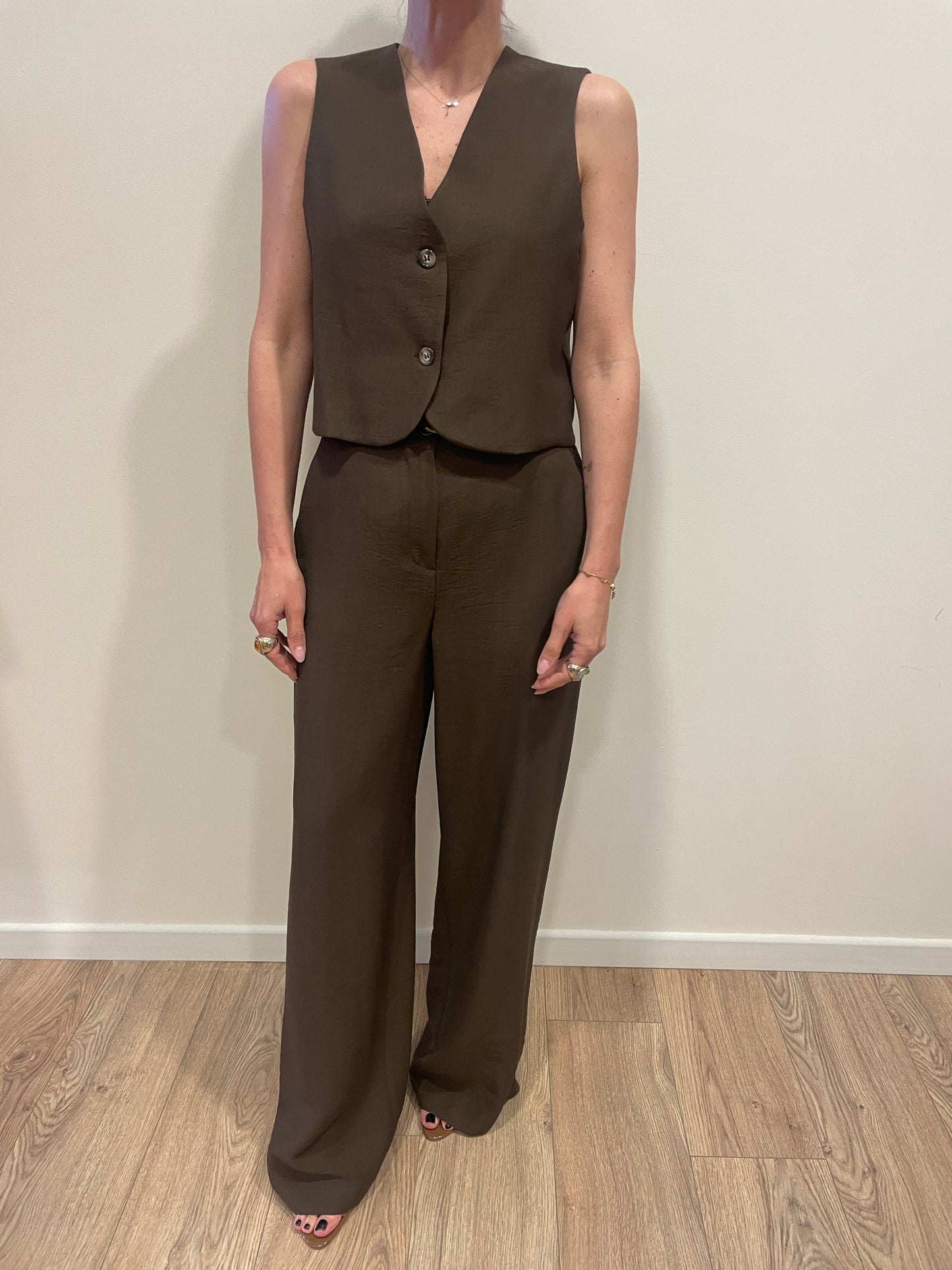 HAVEONE - Gilet crop moro a due bottoni