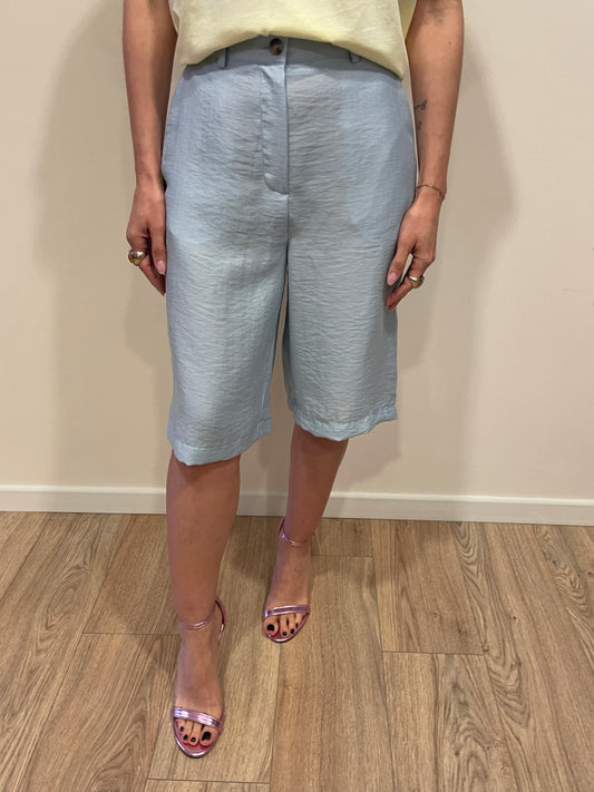 HAVEONE - Bermuda azzurro cielo con bottone ed elastico con viscosa e lino