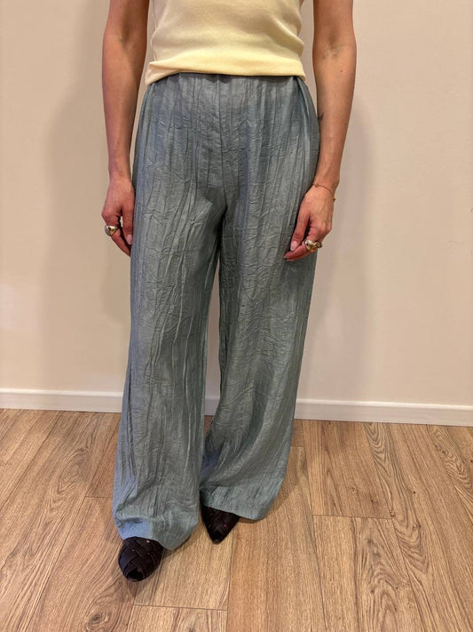 KONTATTO - Pantalone a palazzo in misto tencel goffrato color polvere