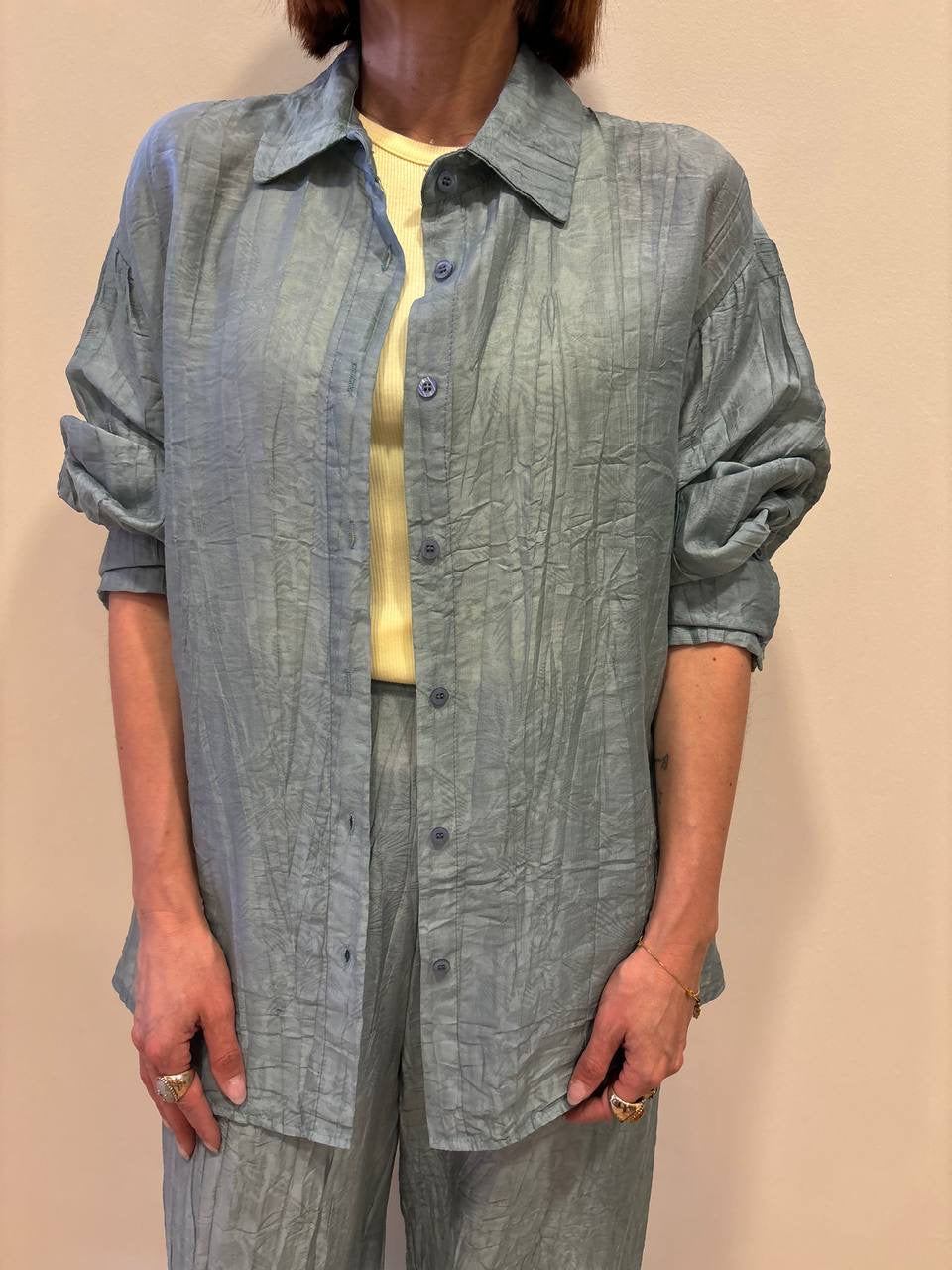 KONTATTO - Camicia over in misto tencel goffrata color polvere
