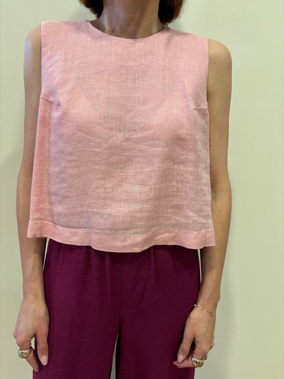 MEME ROAD - Gilet in lino con bottoni sul retro color baby