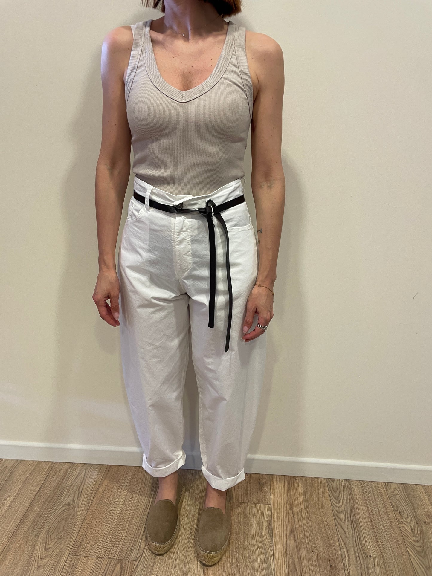 SUSY MIX - Pantalone in cotone baloon fit bianco ottico