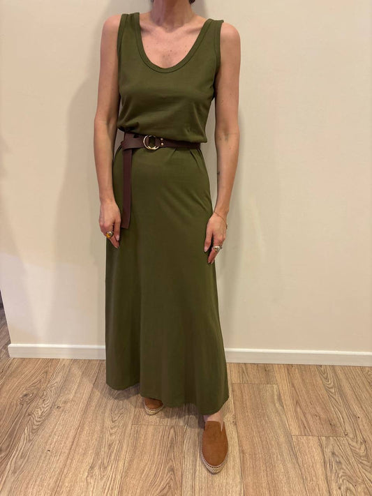 KONTATTO - Abito lungo in cotone con spalline larghe e cintura color verde militare