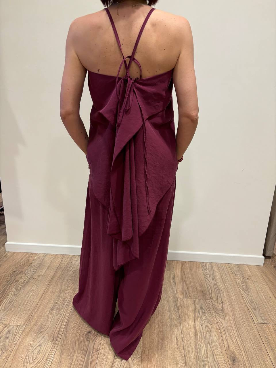 HAVEONE - Pantalone a palazzo ampio con pinces color vino