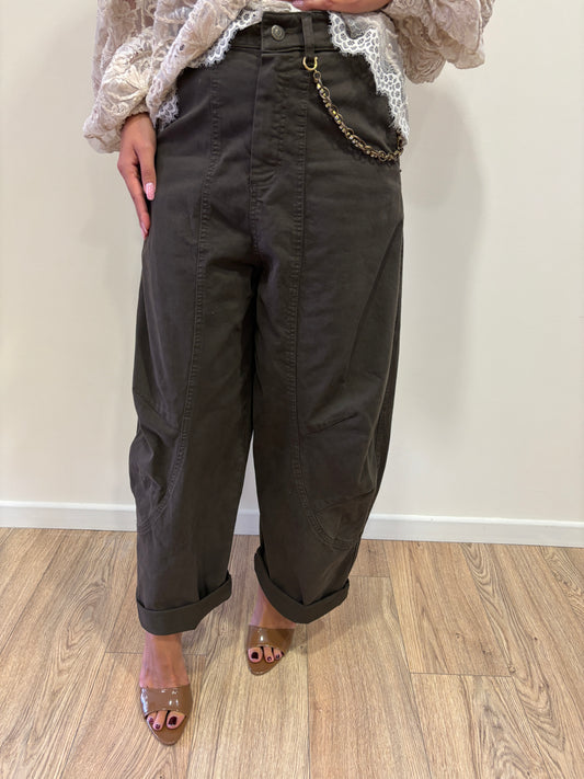 SOUVENIR - Pantalone Barrel fit con dettaglio catena color verde
