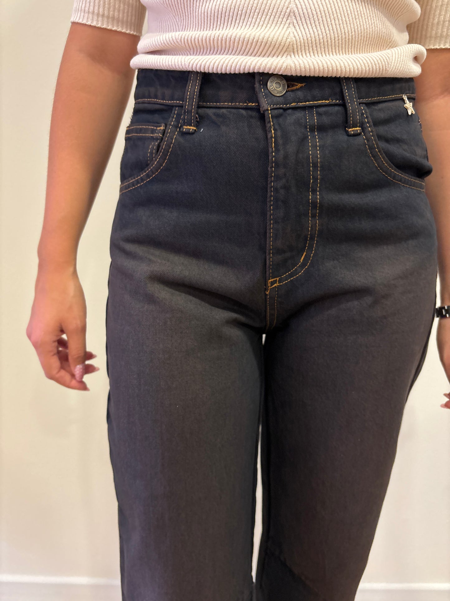 SOUVENIR - Jeans con impunture coccio blu scuro tinto in capo