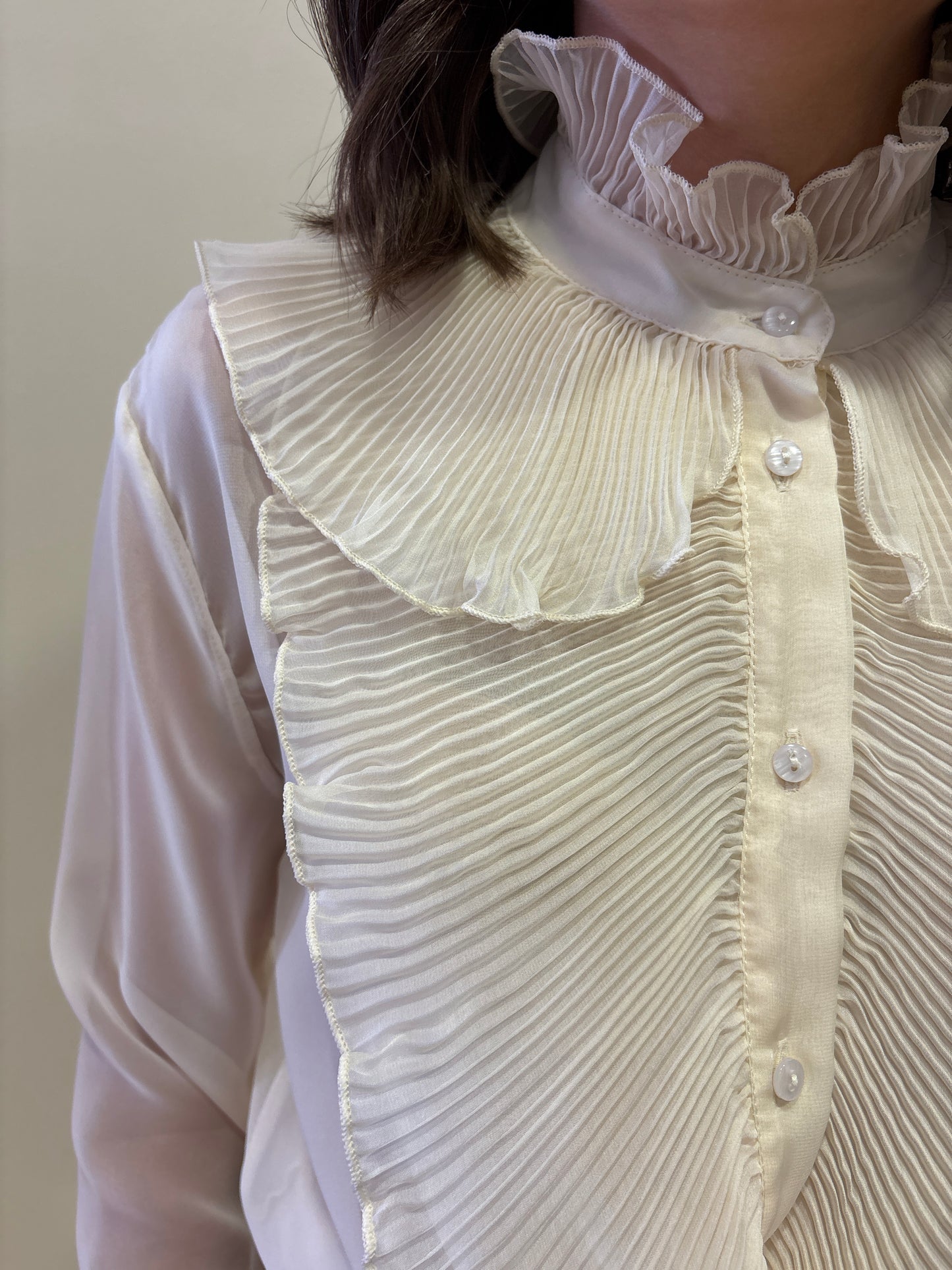 KONTATTO - Camicia jabot plissé con colletto color avorio