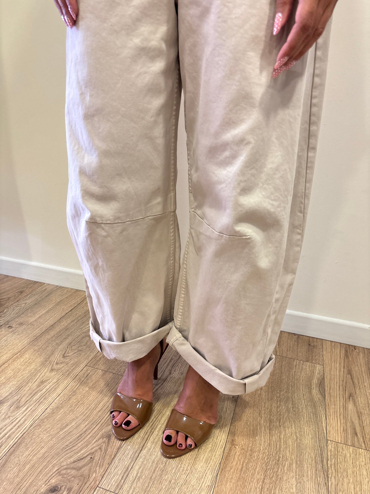 SOUVENIR - Pantalone Gaya Barrel fit pronunciato color cashà