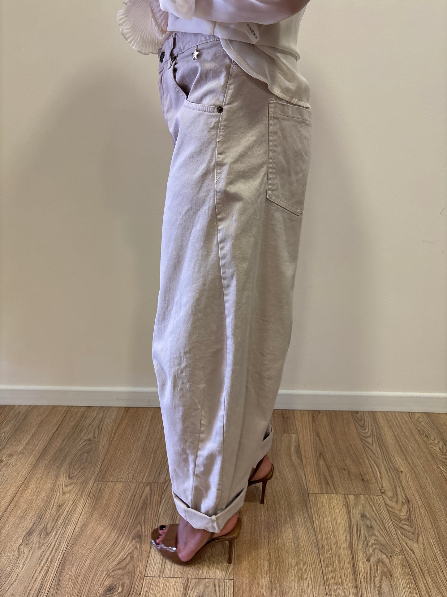 SOUVENIR - Pantalone Gaya Barrel fit pronunciato color cashà