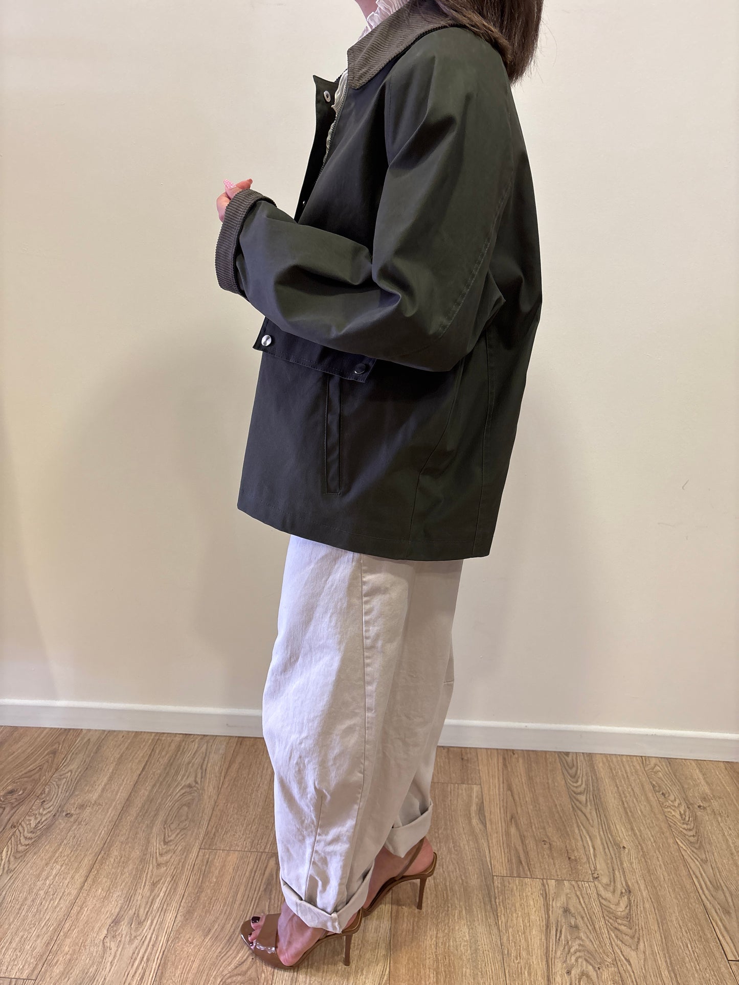 HAVEONE - Giacca cerata con bottoni e colletto millerighe in velluto verde militare