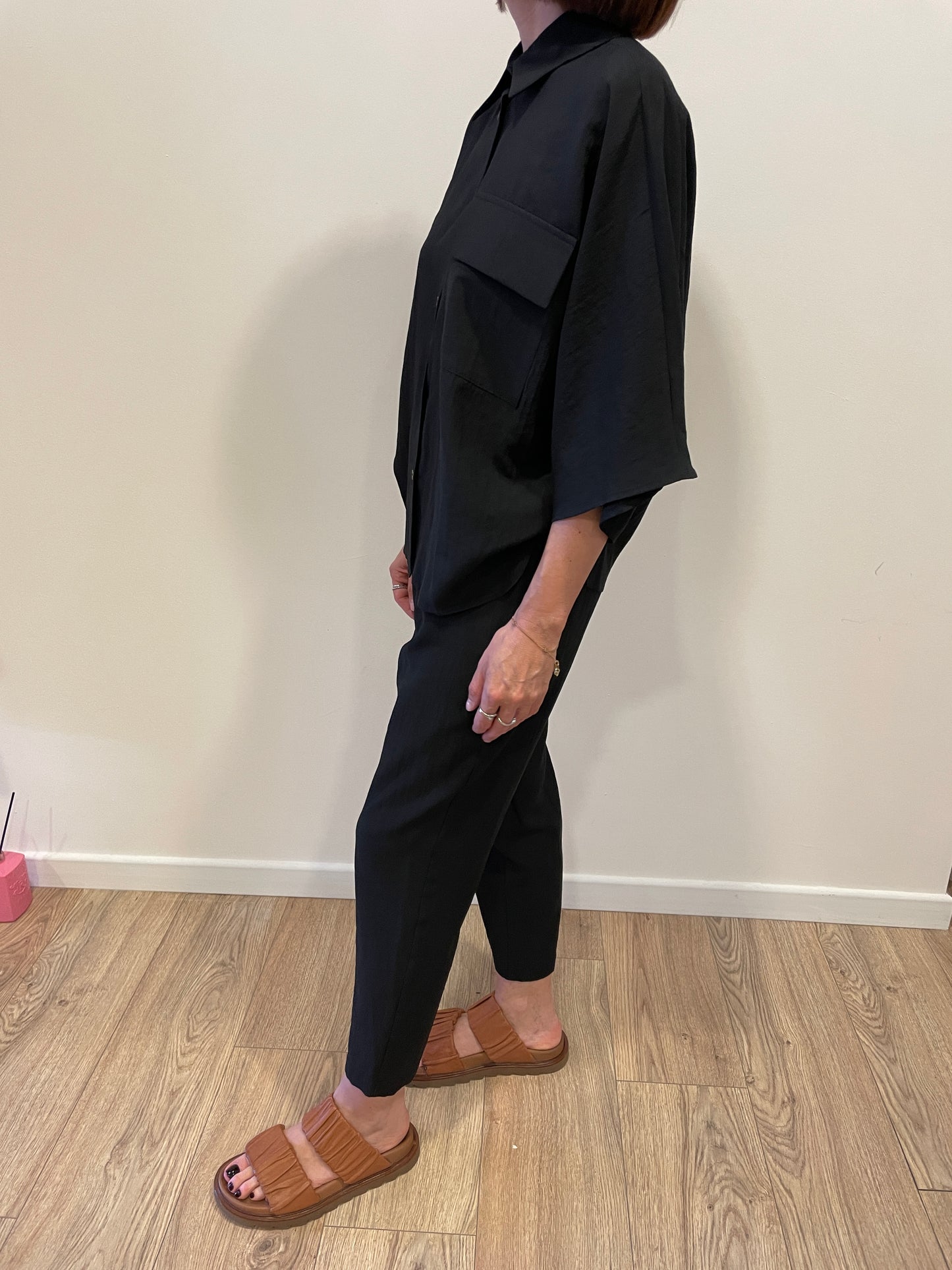 HAVEONE - Camicia con maniche a 3/4 ampie nero con bottoni