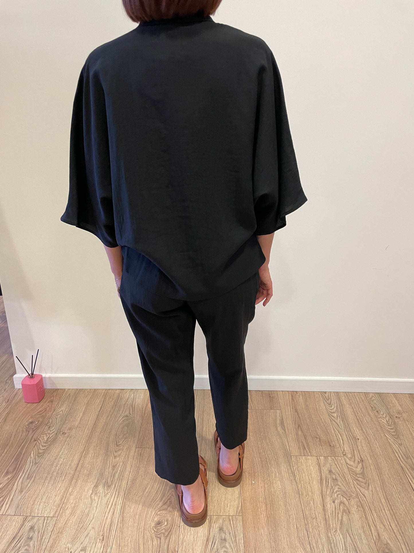 HAVEONE - Camicia con maniche a 3/4 ampie nero con bottoni