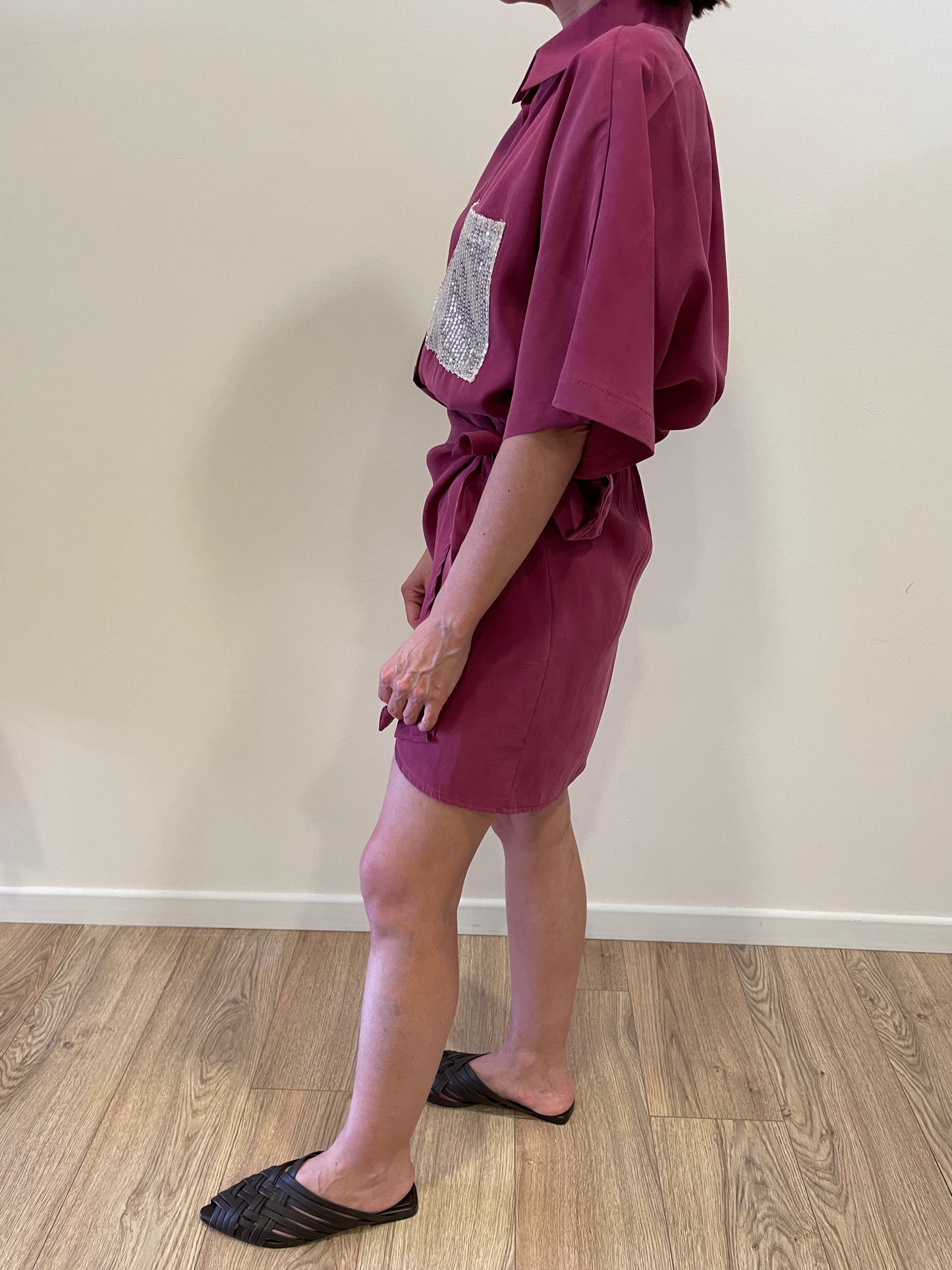 SUSY MIX - Camicia a mezze maniche morbida con taschino di paillettes color india