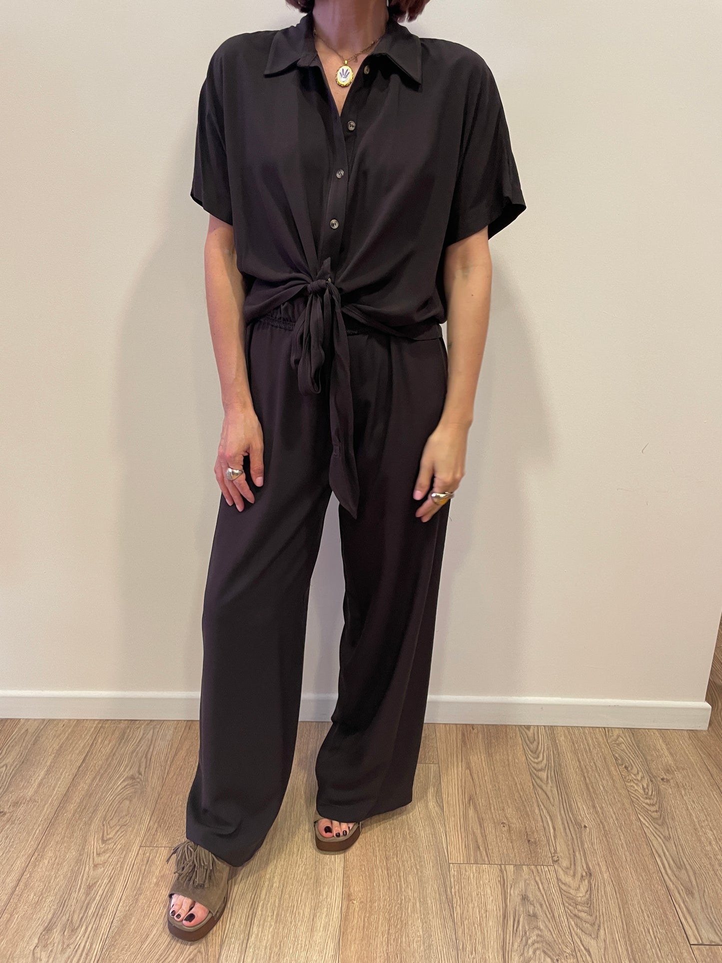 HAVEONE - Camicia a mezze maniche in viscosa con nodo color moro