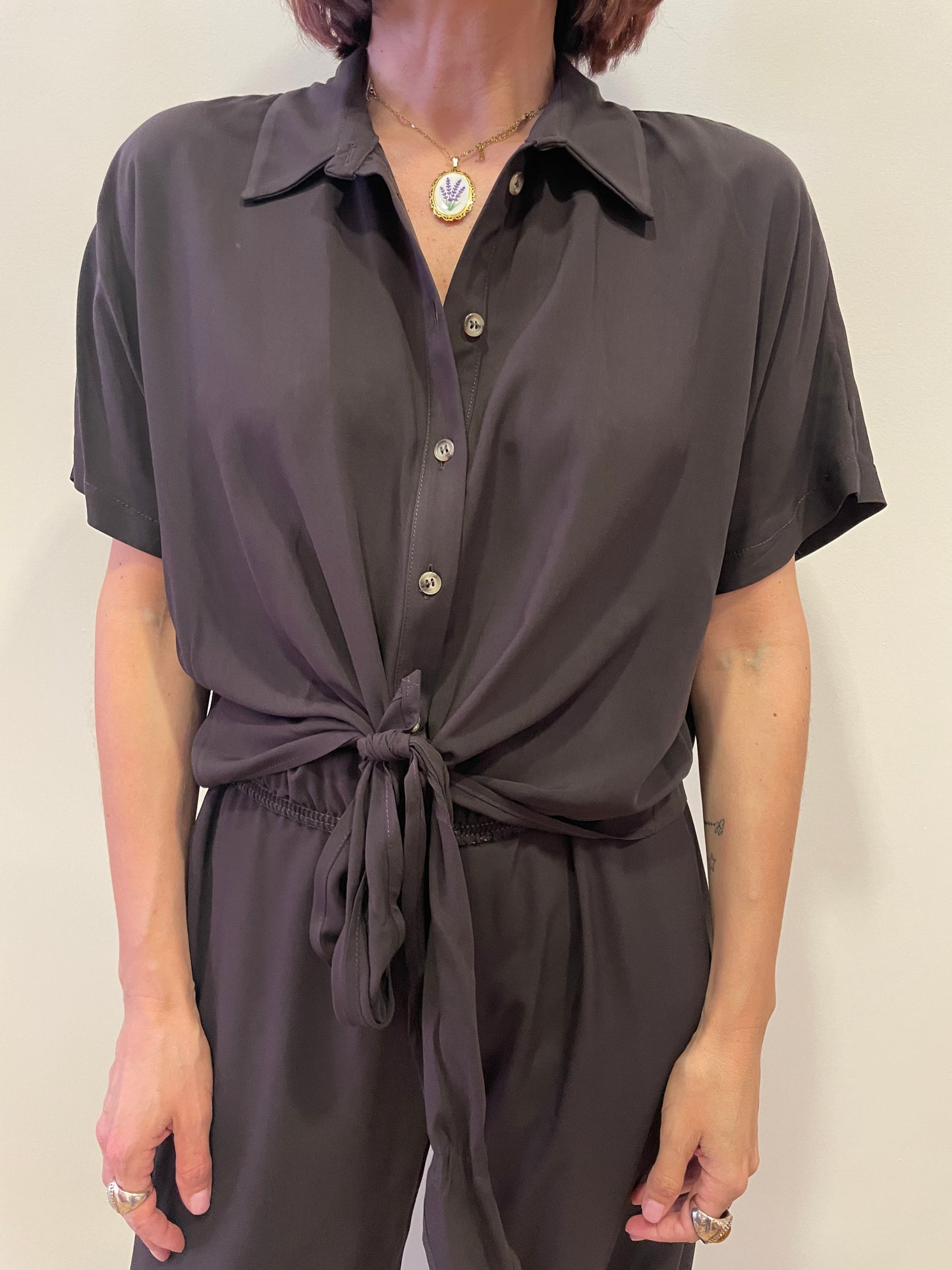 HAVEONE - Camicia a mezze maniche in viscosa con nodo color moro