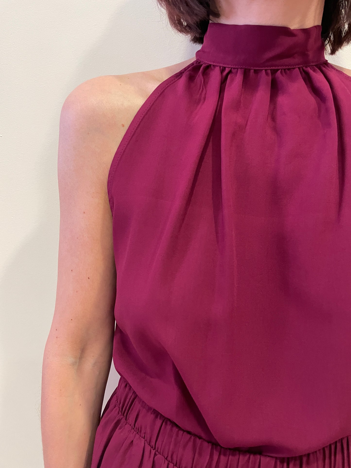 HAVEONE - Top in viscosa india con scollo all'americana e allacciatura sul retro
