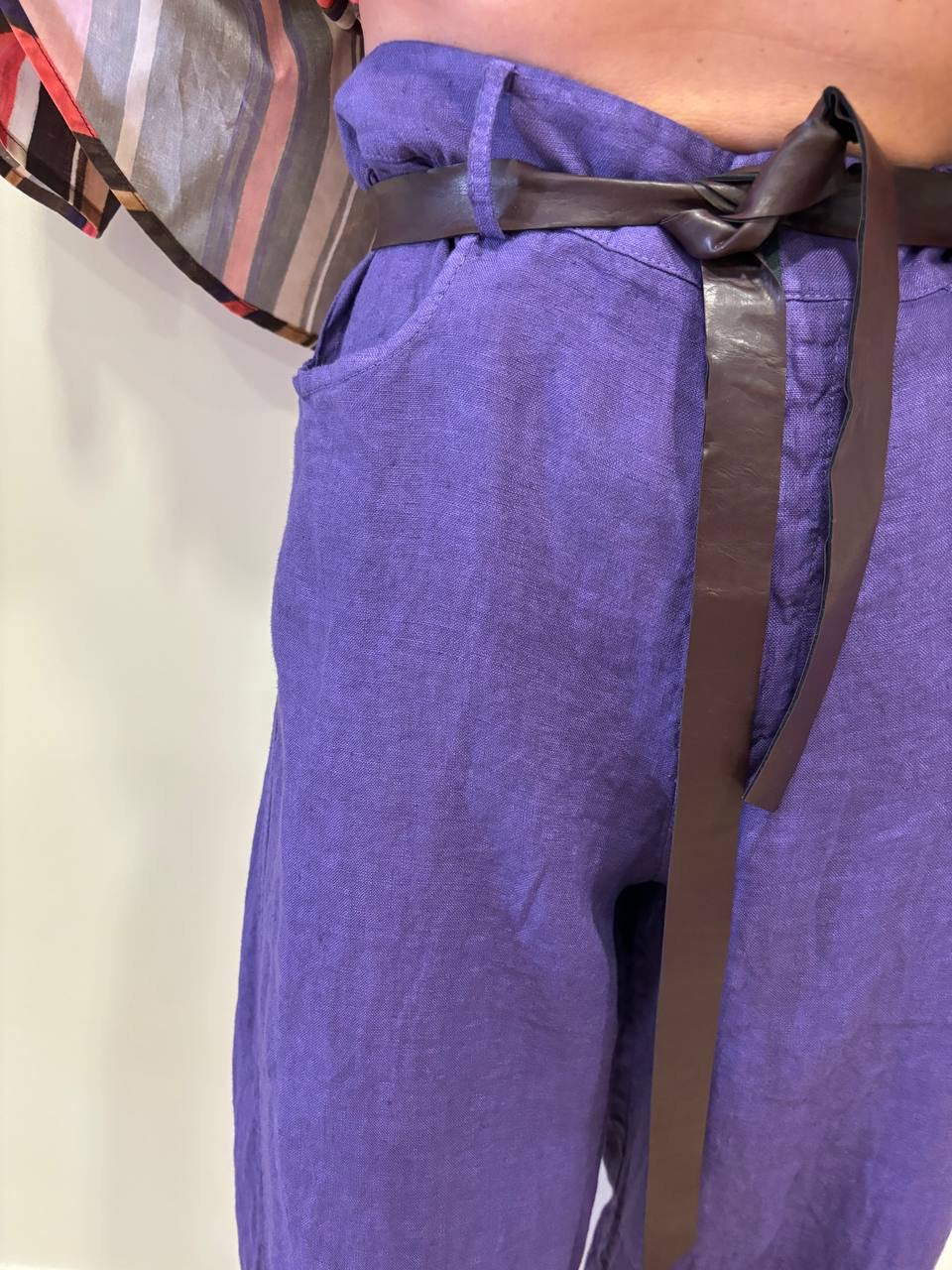 SUSY MIX - Pantalone barrel fit 100% lino color viola