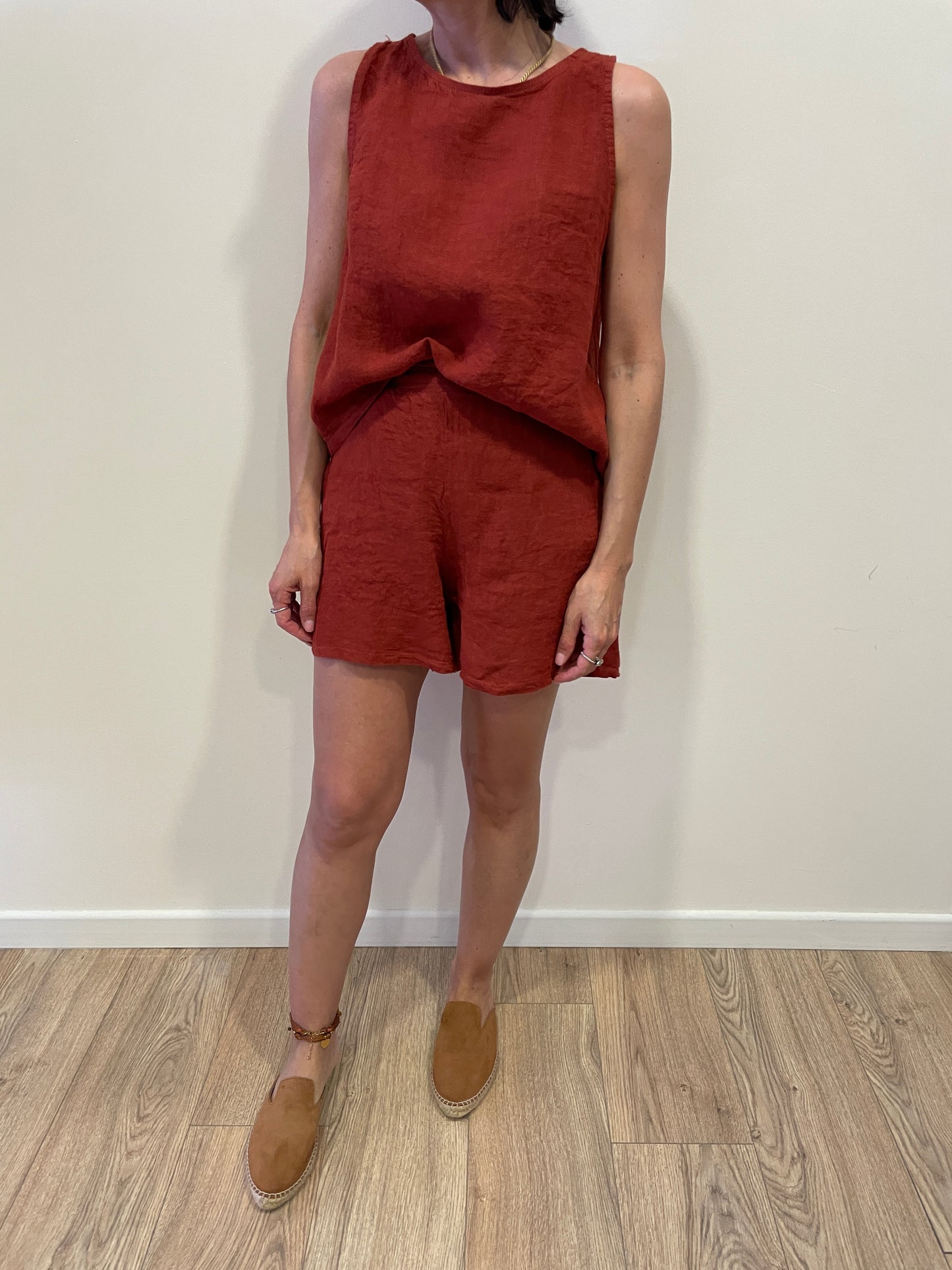 SUSY MIX - Top 100% lino a scatoletta a girocollo color ruggine