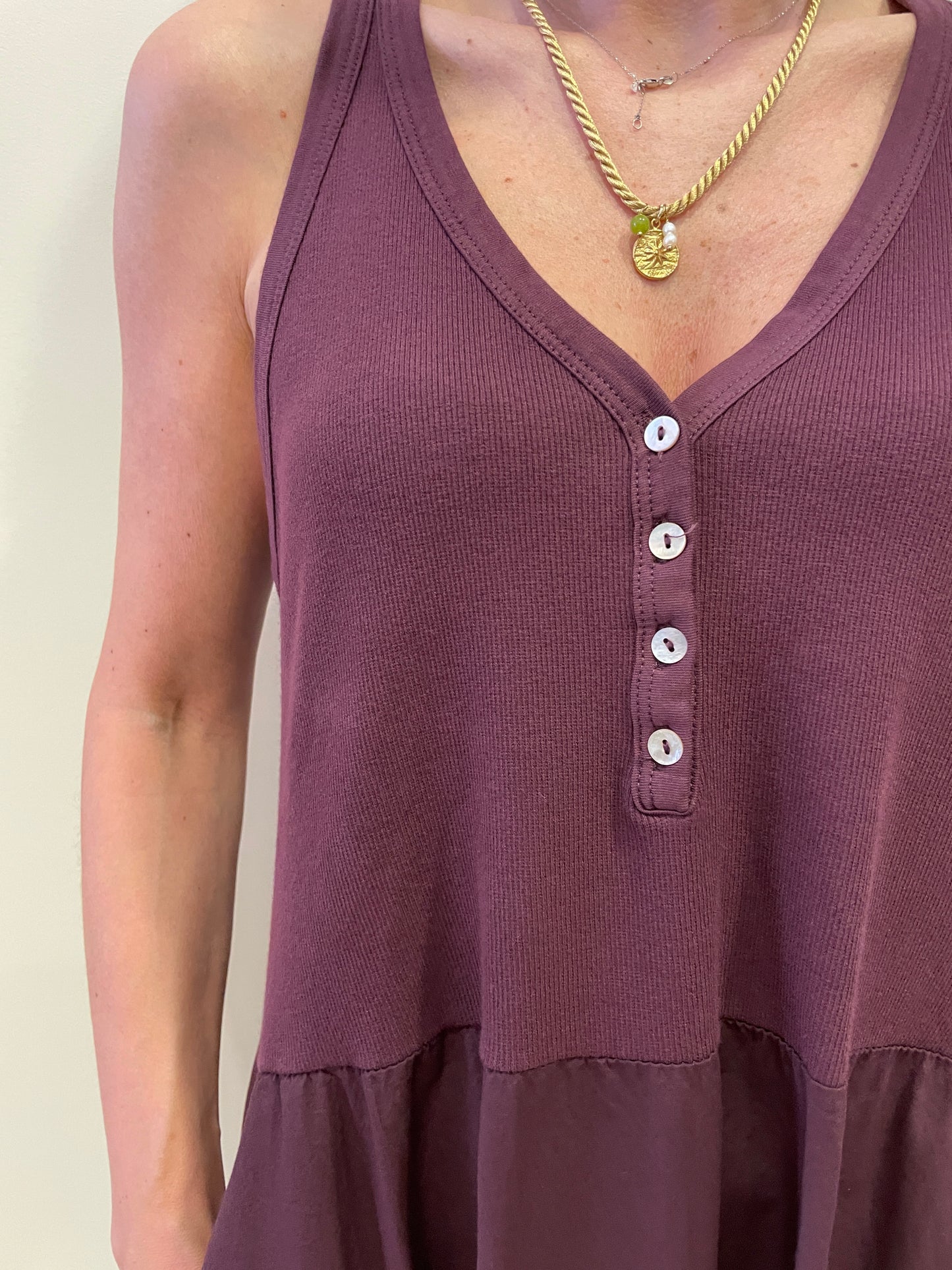 SUSY MIX - Abito lungo con top a costine e bottoni e gonna con tasche color fico